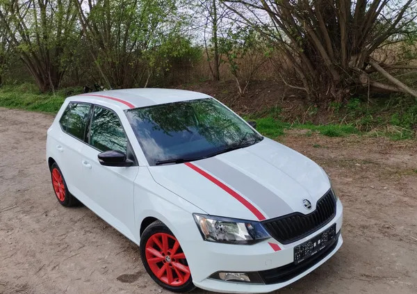 wrocław Skoda Fabia cena 37999 przebieg: 60000, rok produkcji 2018 z Wrocław